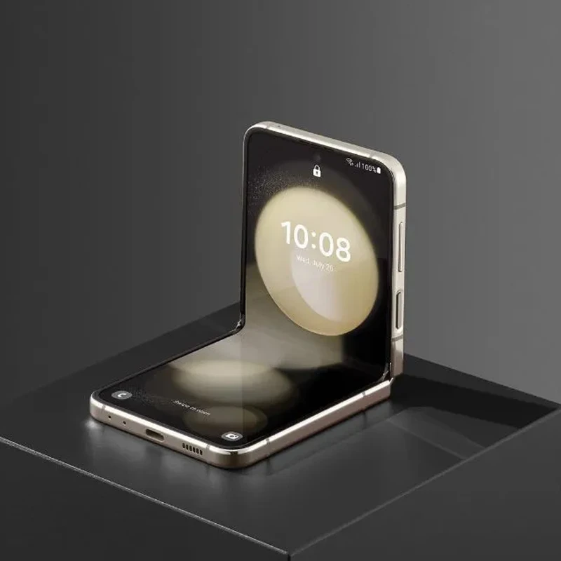 گوشی موبایل سامسونگ مدل Galaxy Z Flip 6 تک سیم کارت ظرفیت 512 گیگابایت و رم 12 گیگابایت، تصویر 3