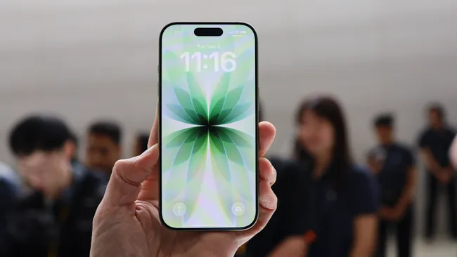 آیفون 18