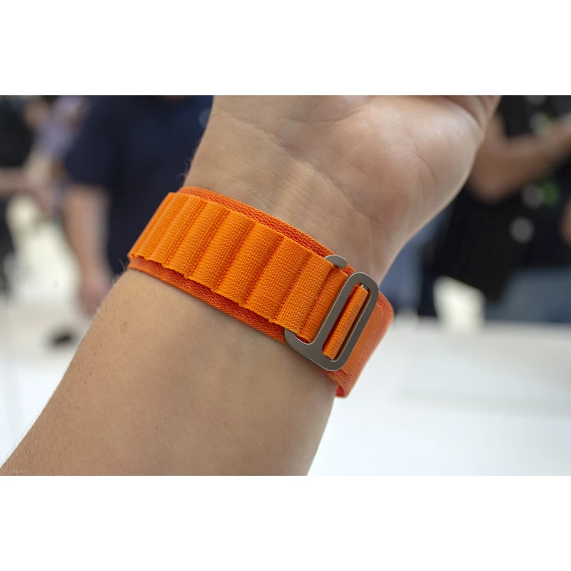 ساعت هوشمند 49 میلی‌متری اپل مدل Ultra Alpine Loop، تصویر 13