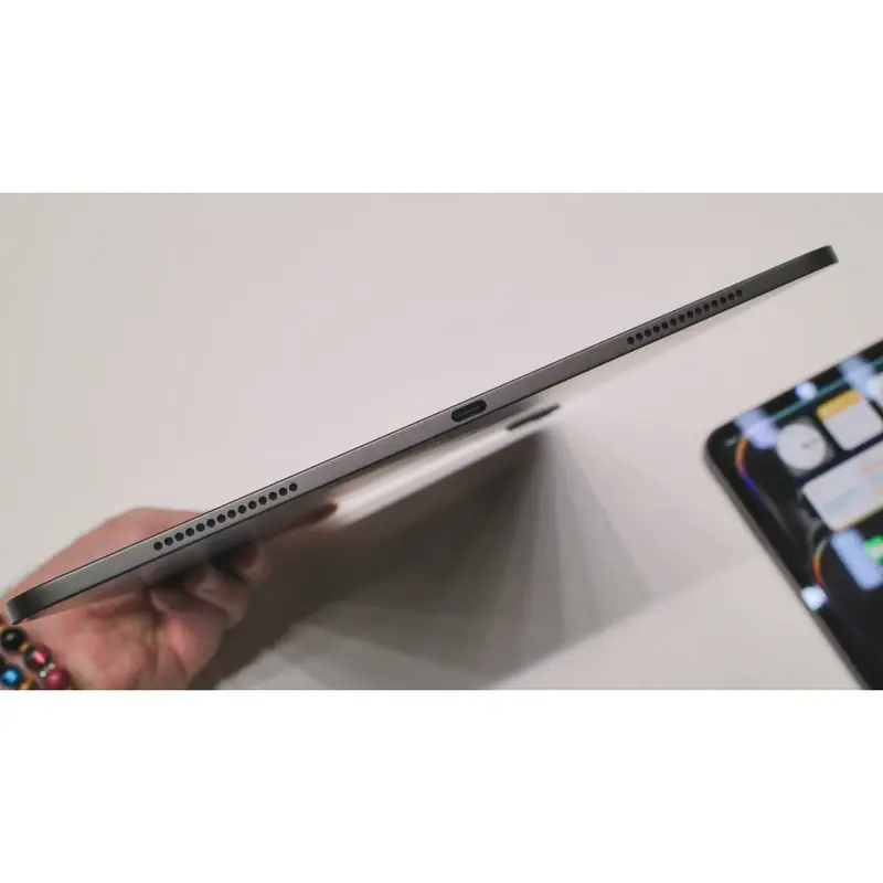 تبلت 13 اینچ اپل مدل iPad Pro 2024 M4 Wi-Fi Nano-Texture ظرفیت 1 ترابایت و رم 16 گیگابایت، تصویر 10