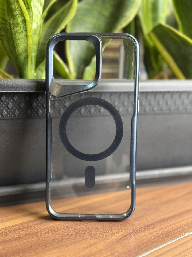 قاب مگ سیف طرح تیتانیوم شفاف مدل iphone 15 Pro Max، تصویر 2