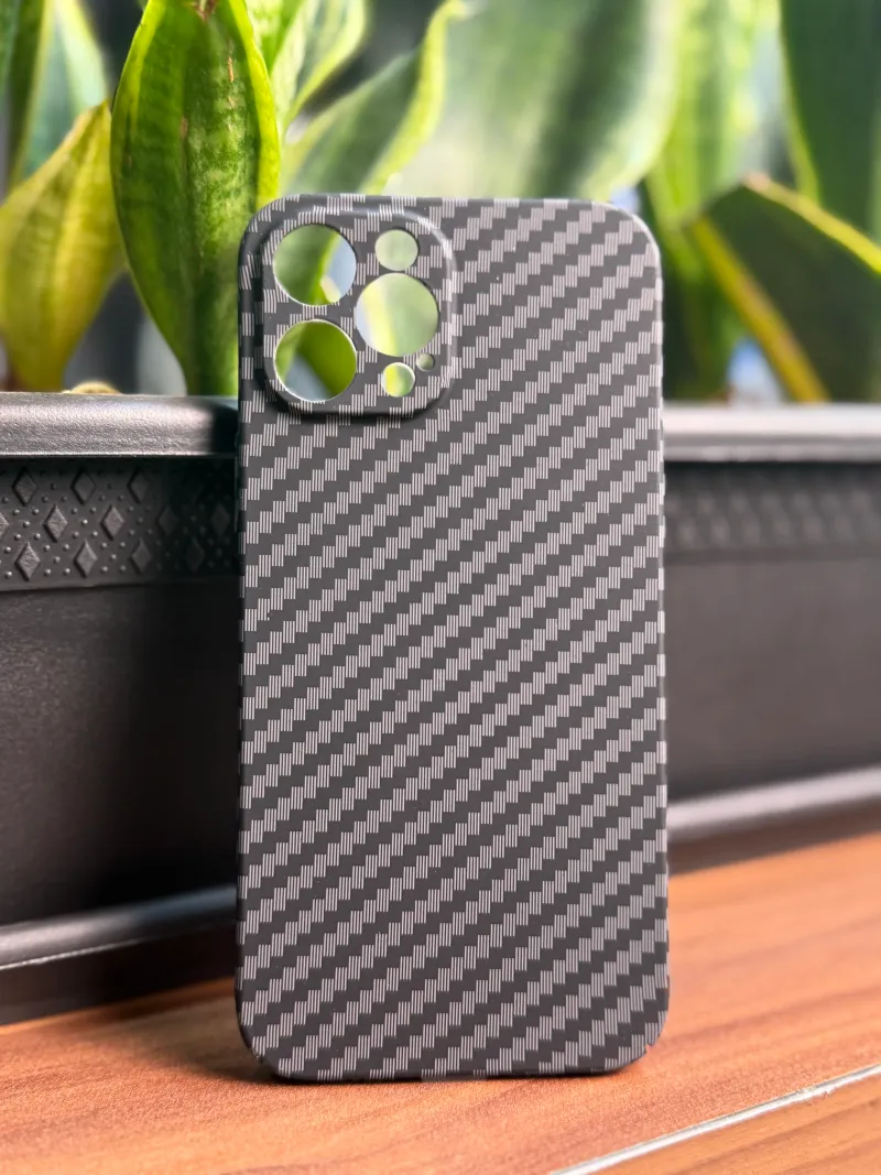 قاب کربنی مدل Berlia مناسب برای گوشی iphone 12 Pro Max، تصویر 2