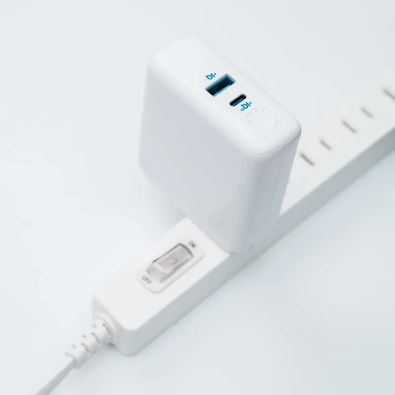 شارژر دیواری انکر مدل A1624H22، تصویر 3