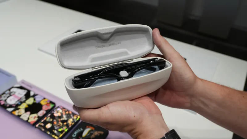 Gentle Monster Galaxy Glass case