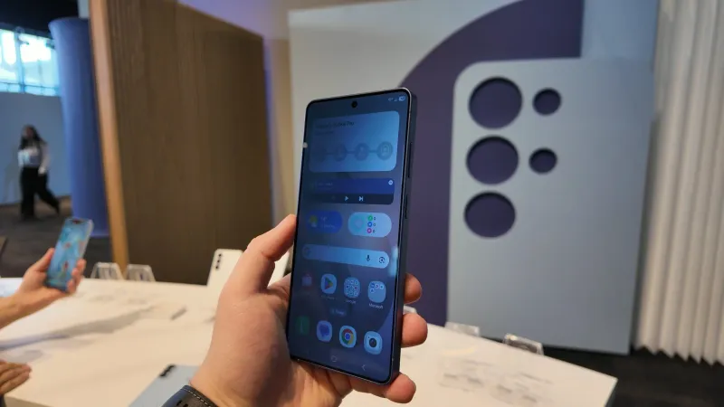 Galaxy S26 Ultra Privacy Display