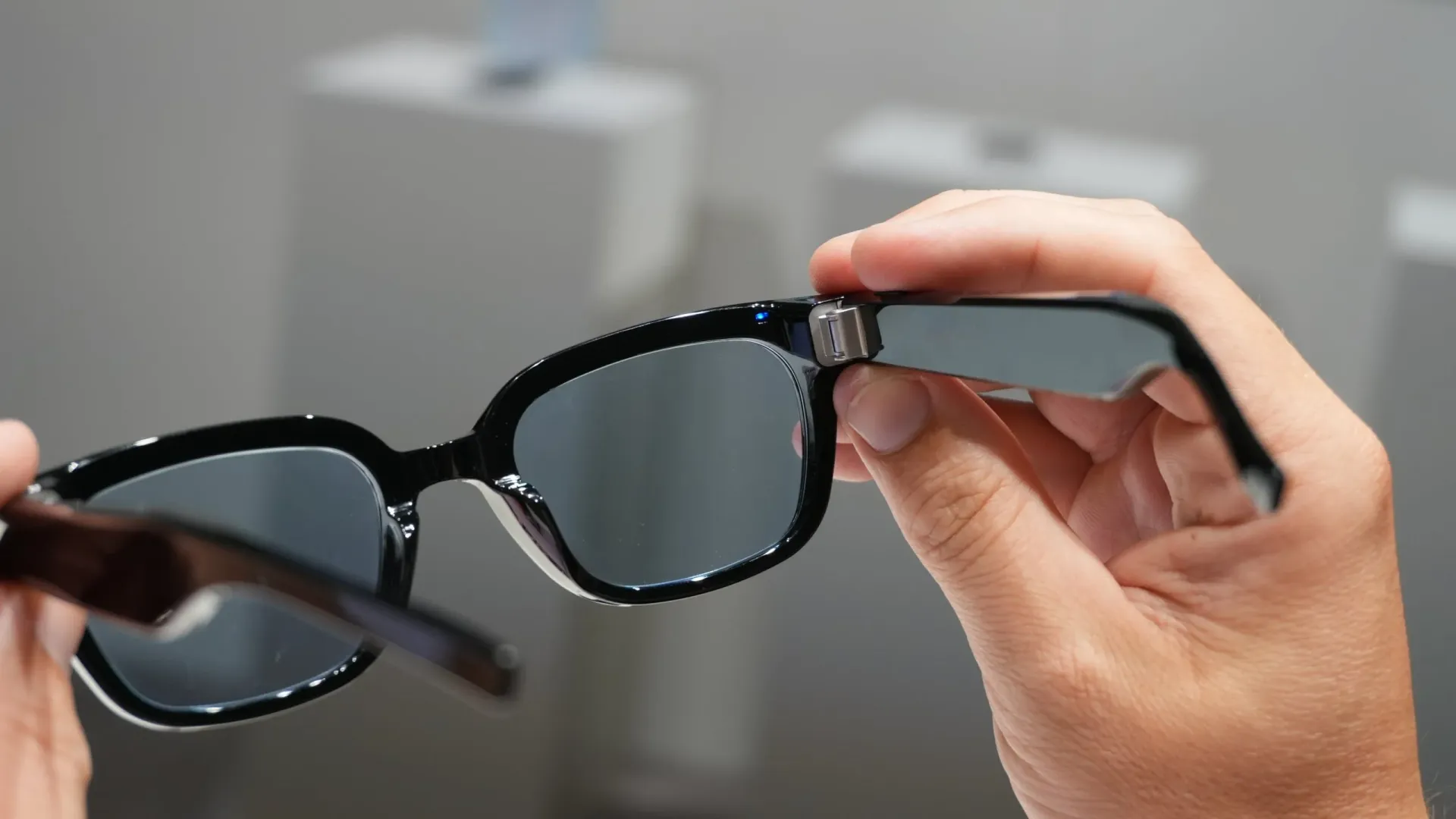Samsung smart glasses