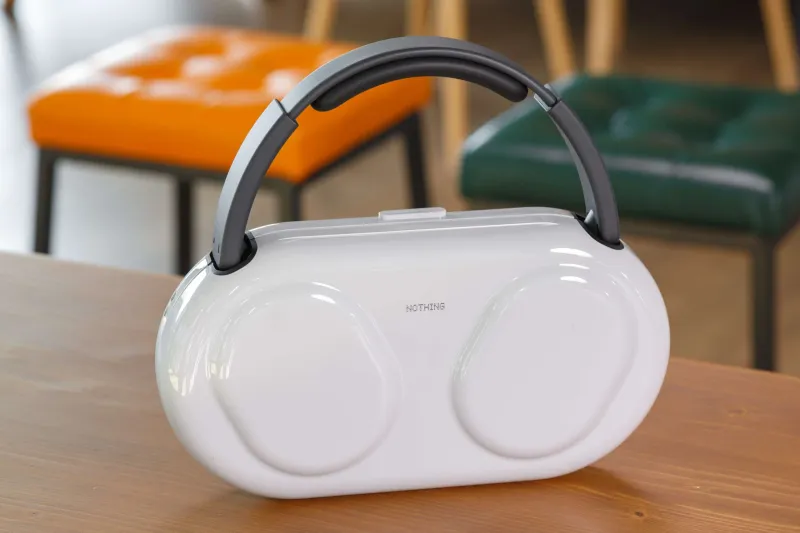 An Apple AirPods Max 2-styled case