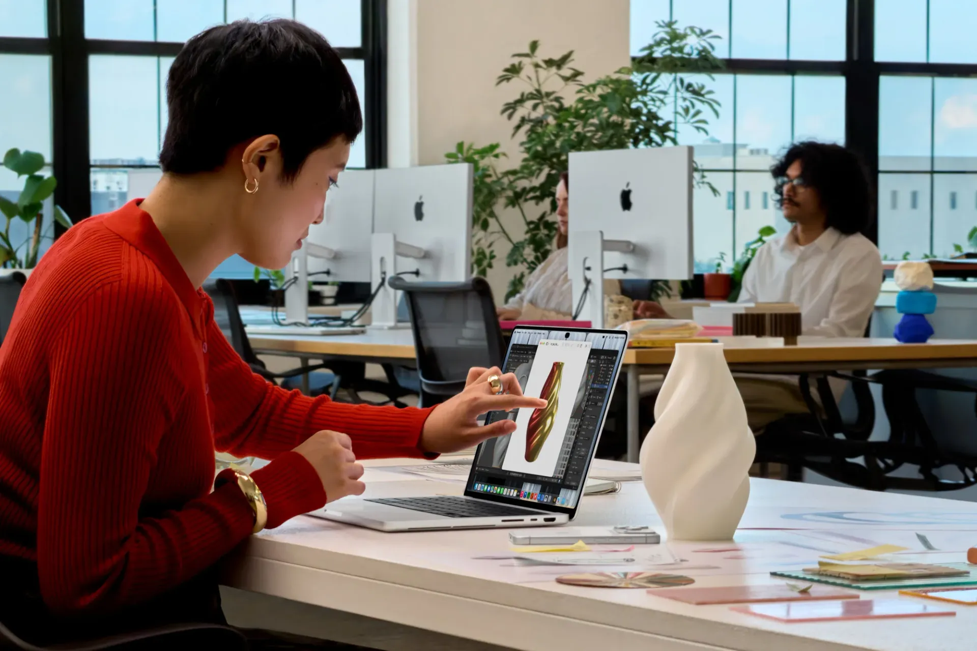 Apple announces new MacBook Pro models with OLED and touchscreen