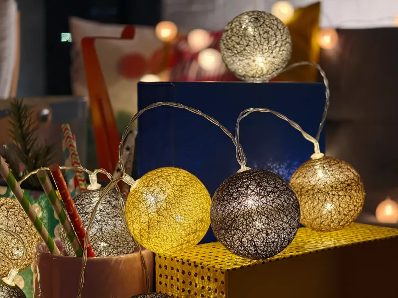 Oppo Find X10 Pro Max 3x in low light - 70mm, f/2.1, ISO 3200, 1/20s (4096x3072px) - News 26 10 Oppo Find X10 Series Camera Samples review