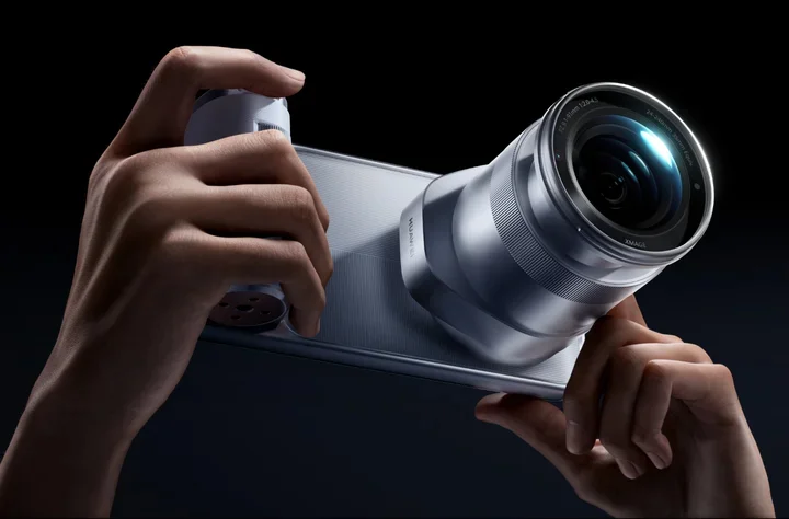 Huawei Mate 90 Pro Max debuts with a 1-inch modular camera, 12,000-nit display and 6,800mAh battery