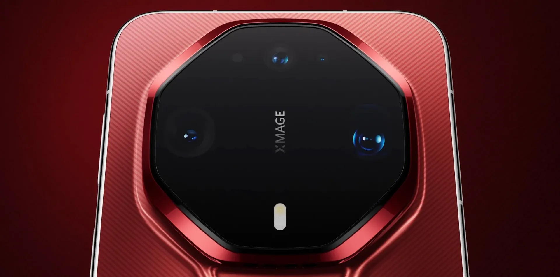 Huawei Mate 90 RS brings flashy design and 2TB storage trim