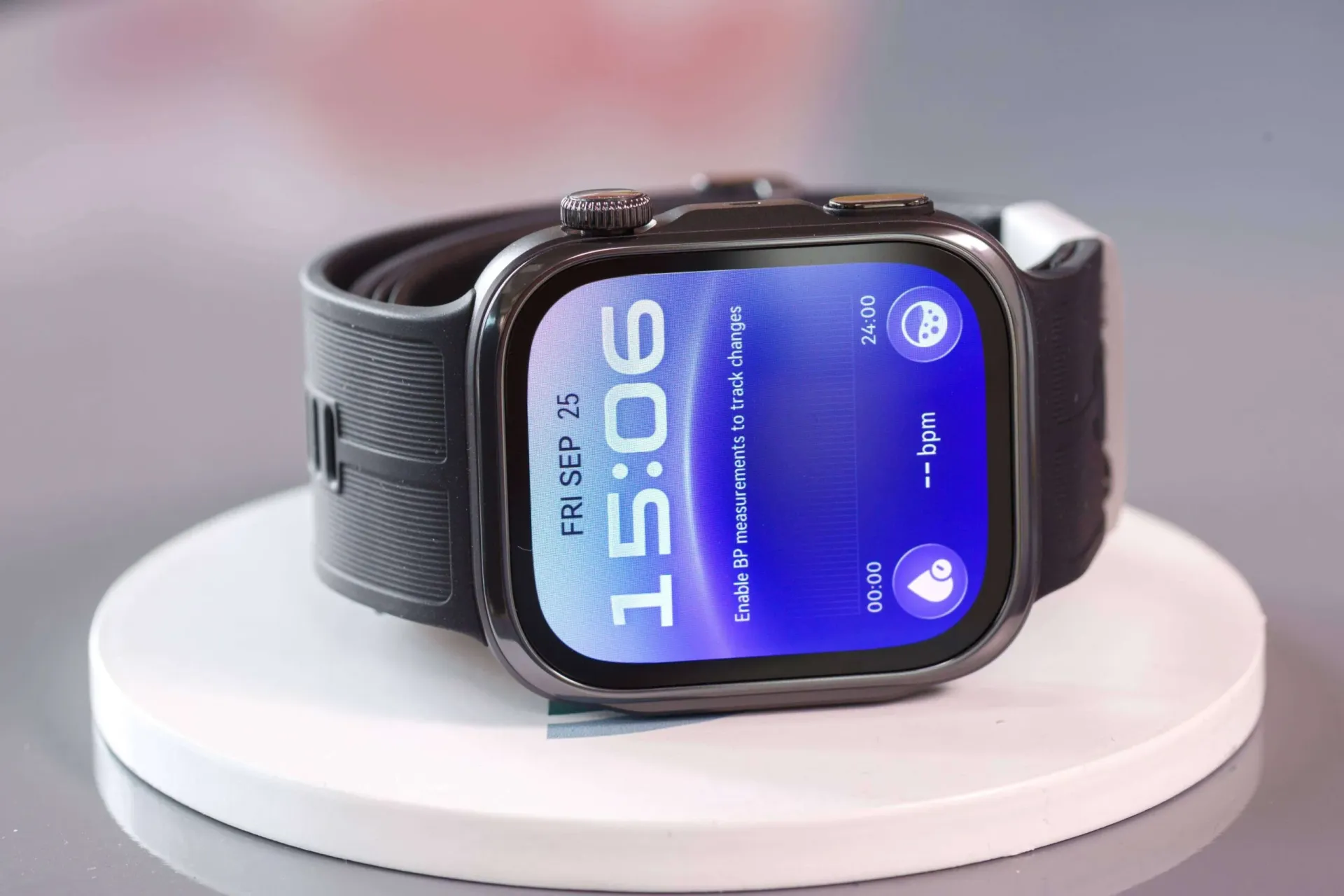 Huawei Watch D3 in for review