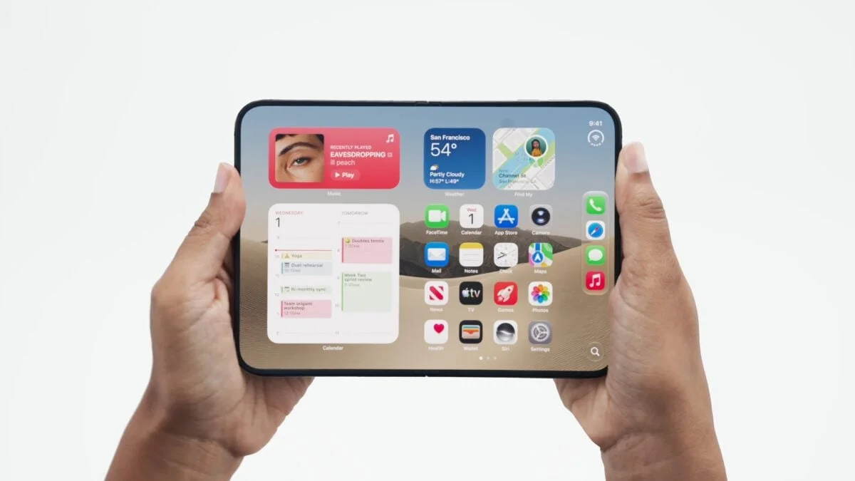 Apple iPhone Duo Inner Display Home Screen
