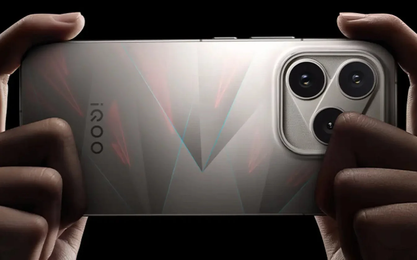iQOO 16 launches with Snapdragon 8 Elite Extreme Gen 6, 8,400 mAh battery