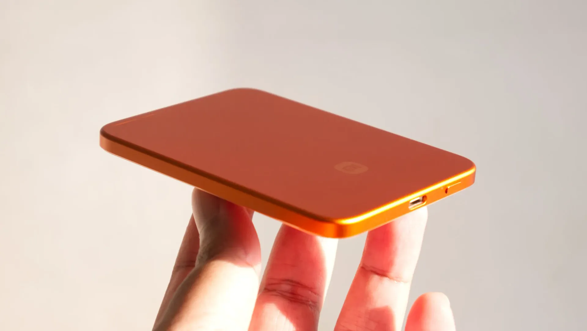 Xiaomi UltraThin Magnetic Power Bank 5000 15W review