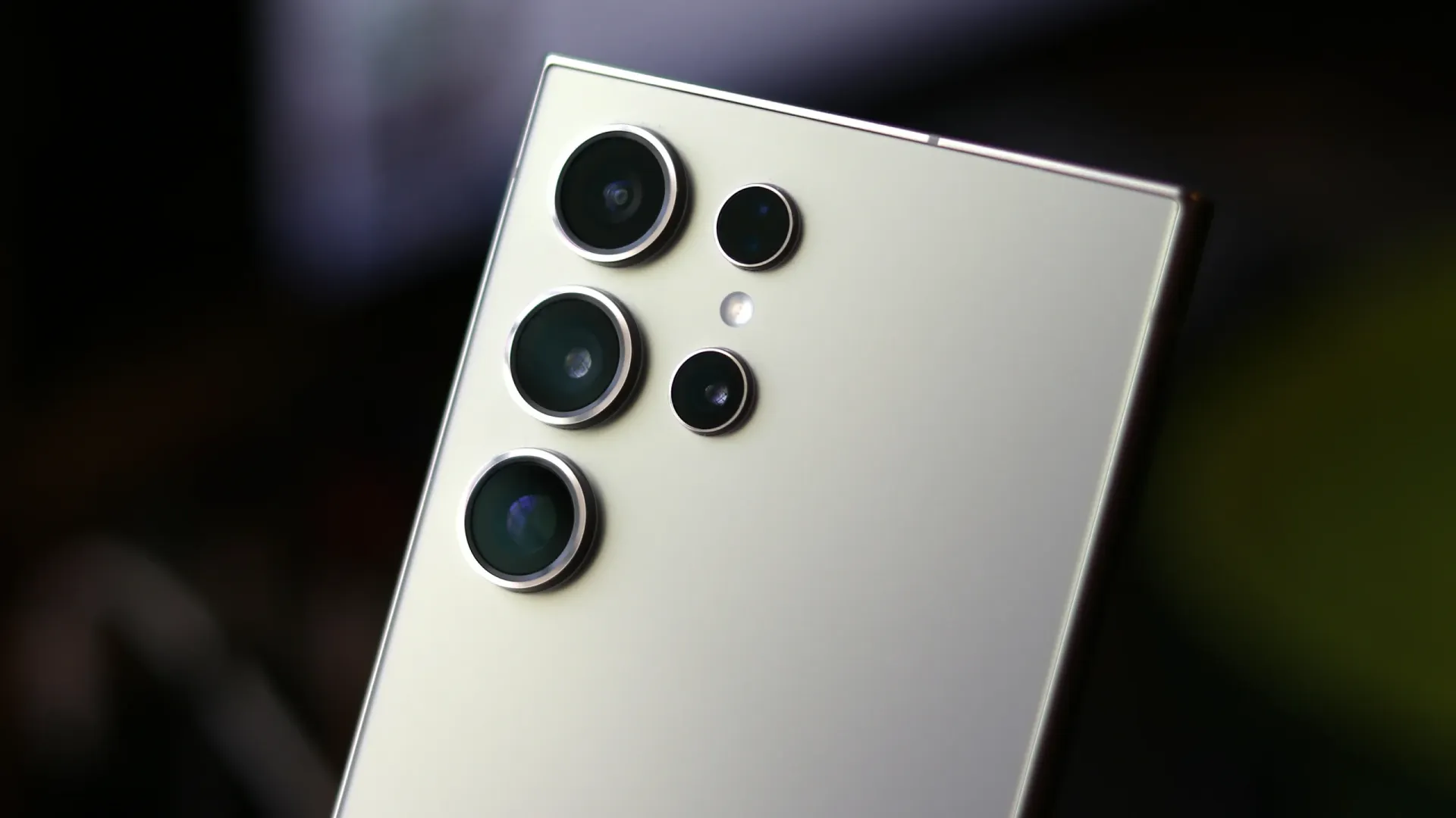 Samsung Galaxy S24 Ultra Rear Camera Setup
