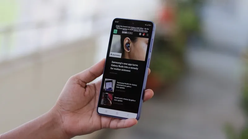 SamMobile website on a Galaxy S26