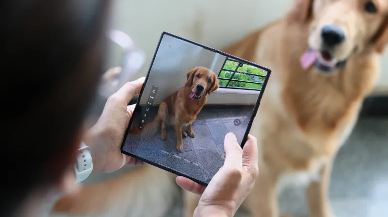 Samsung Galaxy Z Fold 8 Ultra camera app