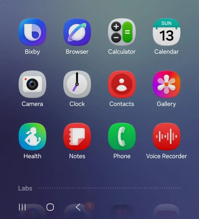 One UI 9 cover screen app drawer