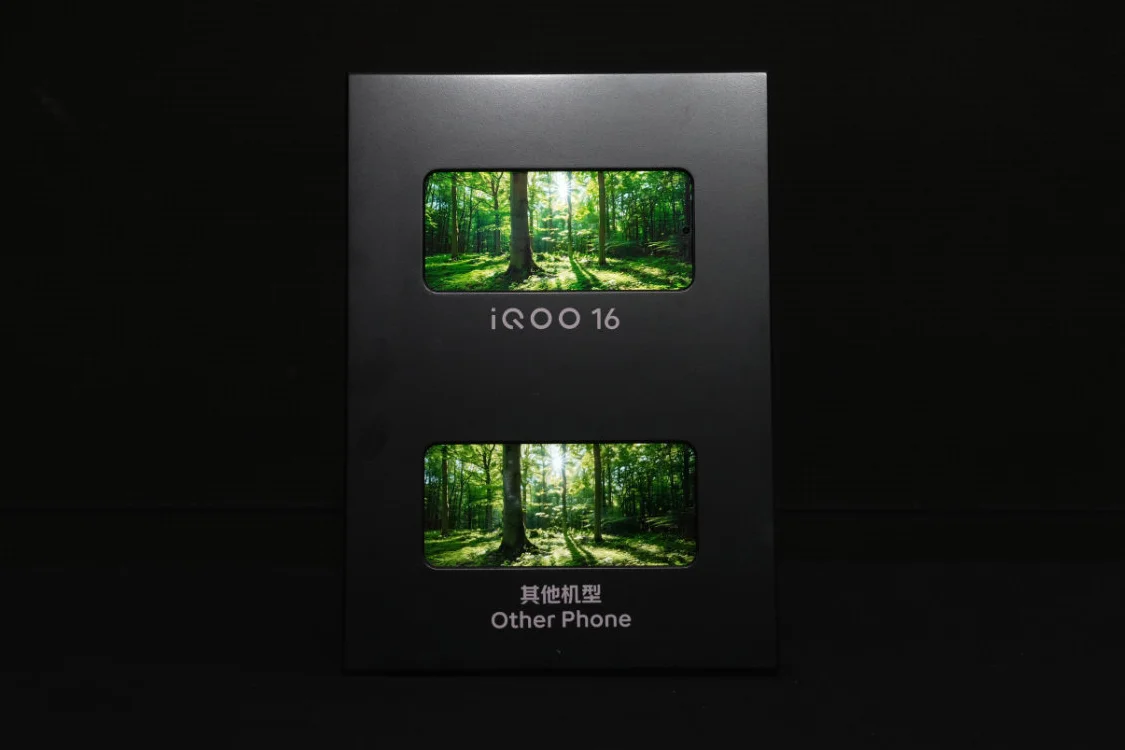 Samsung details its impressively bright M16 OLED display