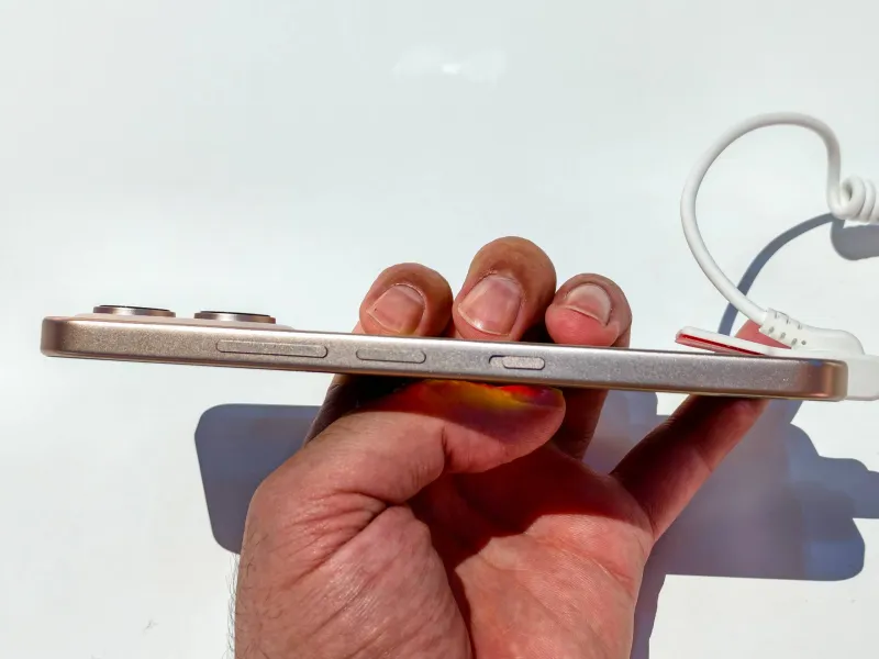 The NxtPaper slider is below the volume rocker and the power key (which is also the fingerprint reader)