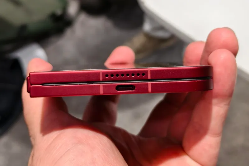Xiaomi 18 Fold design