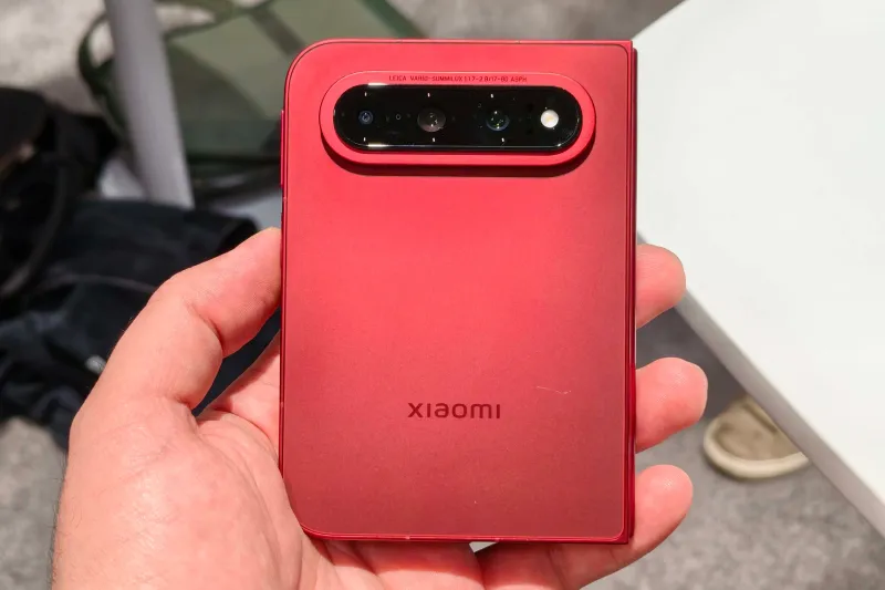 Xiaomi 18 Fold design