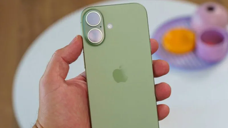آیفون 17